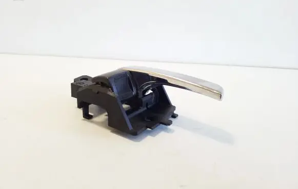Mitsubishi Outlander Front door interior handle
