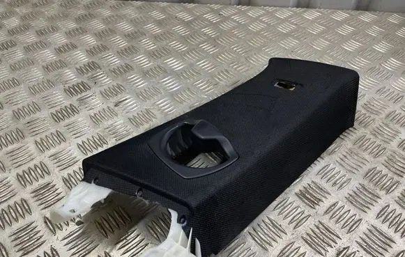 BMW 4 F32 F33 (B) pillar trim (top) 7276894