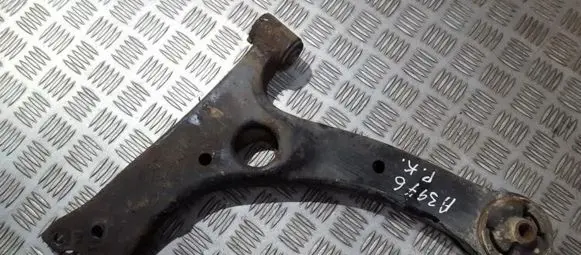 Toyota Corolla Verso AR10 Front lower control arm/wishbone