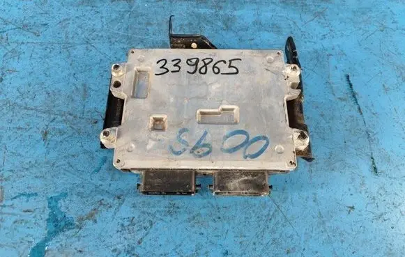 Suzuki Kizashi Engine control unit/module 3391057L10