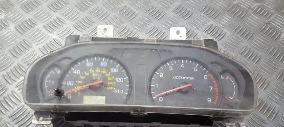 Mitsubishi Space Wagon Speedometer (instrument cluster) MR489728