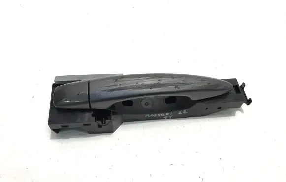 Nissan Qashqai J12 Rear door exterior handle 826106UA0A