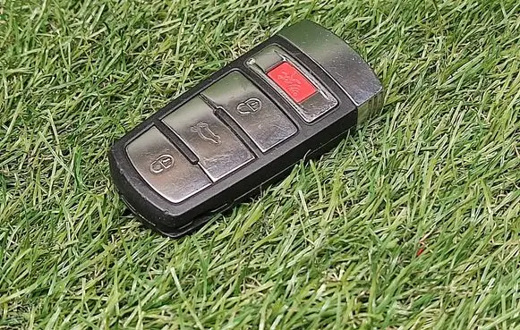 Volkswagen PASSAT CC Ignition key/card 3C0959752BB 5FA00906630