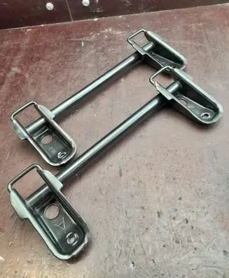 Toyota Avensis T270 ISOFIX Bracket