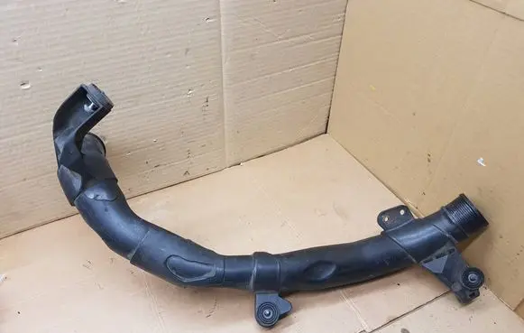Volkswagen Eos Intercooler hose/pipe 5N0145840D