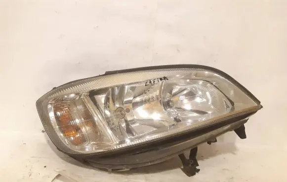 Opel Zafira A Headlight/headlamp 90582022 6771682
