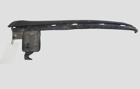 Citroen C5 Front bumper lip 9681053277
