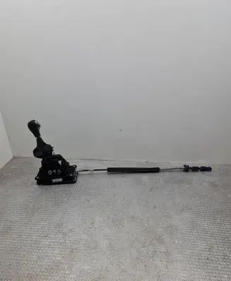 Renault Captur Gear shifter/selector 341083971R 111192321