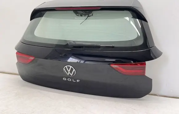 Volkswagen Golf VIII Tailgate/trunk/boot lid 
