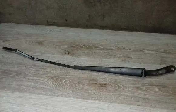 Volvo S60 Front wiper blade arm 8624246 8624269