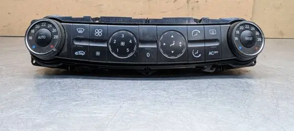 Mercedes-Benz E W211 Climate control unit 2118300385 SV0103 0012403