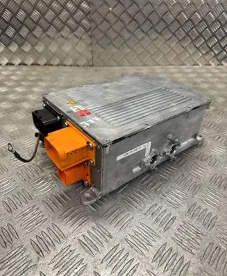 Audi Q5 SQ5 Battery charger (optional) 5QE915681D