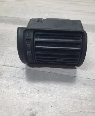 Audi A4 S4 B5 8D Dash center air vent grill 8D1820901