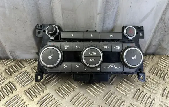 Land Rover Evoque I Climate control unit GJ3214C239 15101603