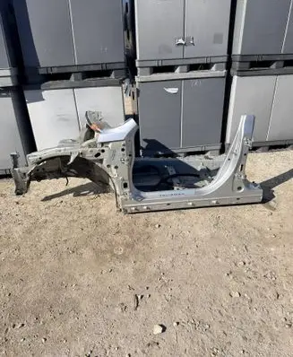 Renault Talisman Front quarter panel 