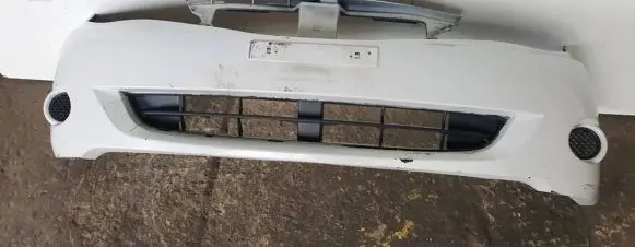 Subaru Impreza III Front bumper