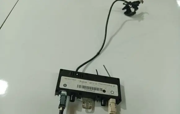 Peugeot 407 Antenna control unit A9658881680