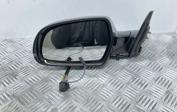 Audi A5 Sportback 8TA Front door electric wing mirror 
