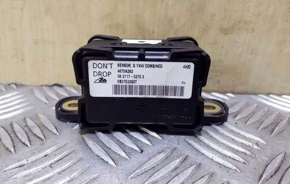 Mitsubishi Outlander ESP acceleration yaw rate sensor 4670A282