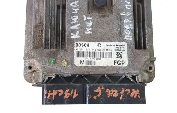 Opel Vectra C Engine control unit/module 0281011449 55189630 1039S06368