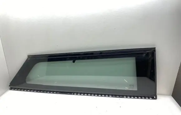 Land Rover Evoque I Rear side window