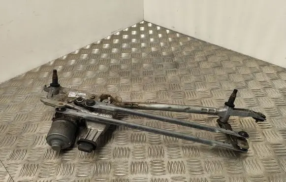 Peugeot 308 Front wiper linkage and motor 3397021828 20190207 9810327980