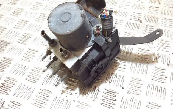 Toyota Corolla Verso AR10 ABS Pump