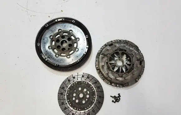 Audi A3 S3 8V Clutch set kit 04E105264B