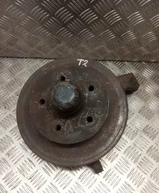 Volkswagen Transporter - Caravelle T2 Front wheel hub