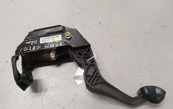 Clutch pedal