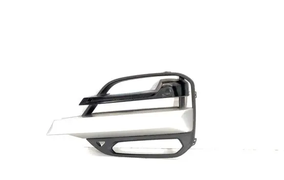 BMW X3 G01 Front bumper corner part panel trim 7420872