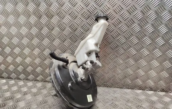 Hyundai Santa Fe Brake booster 585002W810
