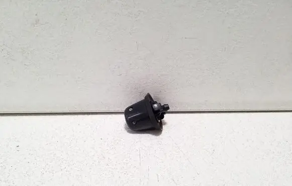 Nissan Pathfinder R51 Rear window washer spray nozzle 