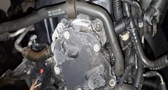 Volkswagen PASSAT B6 Vacuum pump BMF