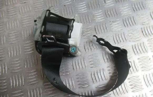 Mercedes-Benz C W205 Rear seatbelt buckle 33XV3CCV122