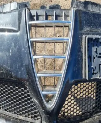 Alfa Romeo 147 Front grill