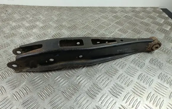 Honda CR-V Rear control arm