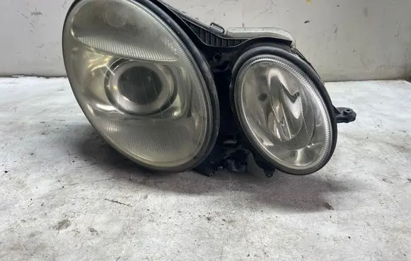 Mercedes-Benz E W211 Headlight/headlamp