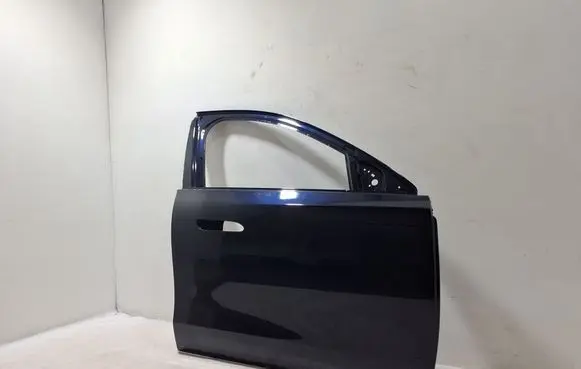 Mercedes-Benz E W214 Front door A2147205601