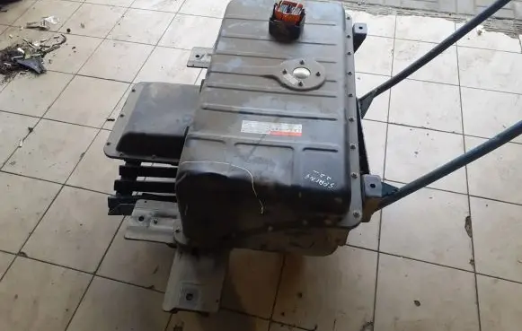 Dacia Spring Hybrid / electric car battery 295103491R