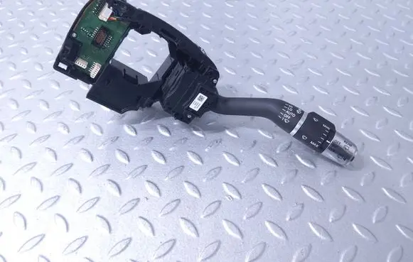 Land Rover Defender Wiper control stalk M8B213N064CA LR146274