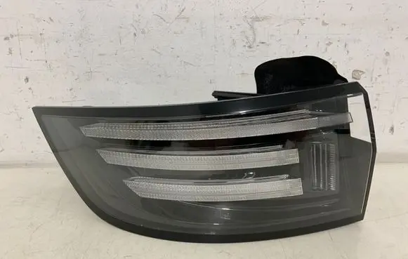 Rear/tail lights