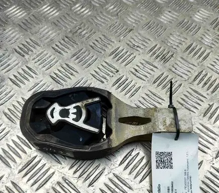 Peugeot 508 II Engine mount bracket 9820511880