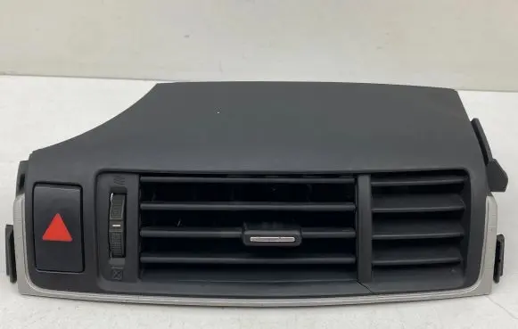 Toyota Verso Dash center air vent grill 556700F030 556700F060