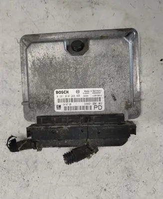 Opel Zafira A Engine control unit/module 0281010268
