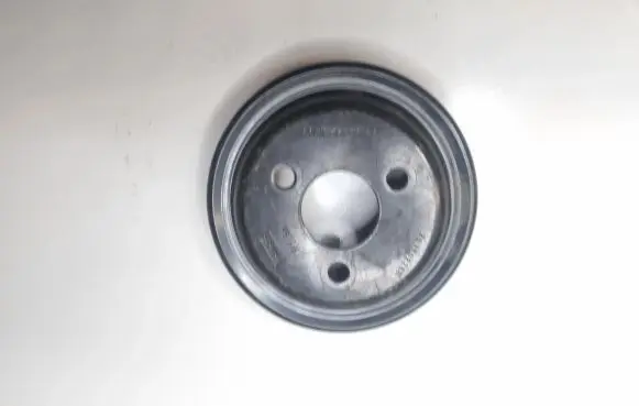 Ford Mustang VI Water pump pulley 