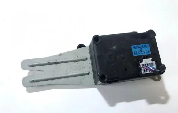 Mazda 323 F Air flap motor/actuator hb600bc1n 2005038