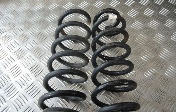 Volkswagen Golf VII Rear coil spring 5Q0511115EP
