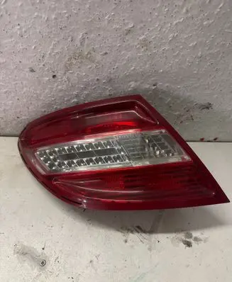 Mercedes-Benz C AMG W204 Rear/tail lights 083401908L