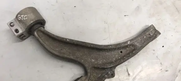 Front lower control arm/wishbone